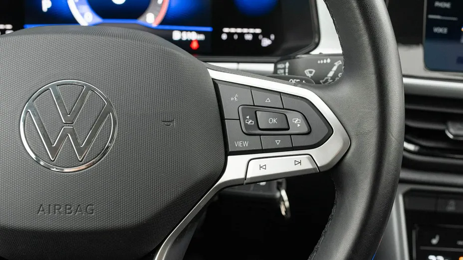 VOLKSWAGEN T-ROC -