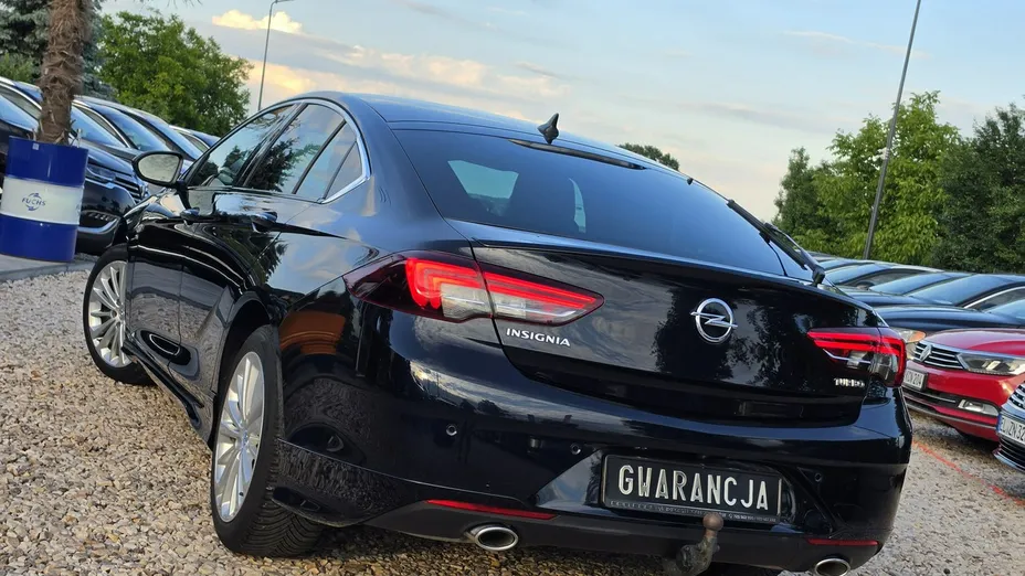 OPEL Insignia -