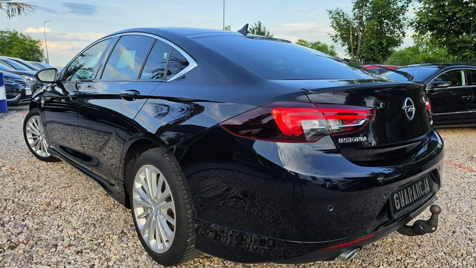 OPEL Insignia -