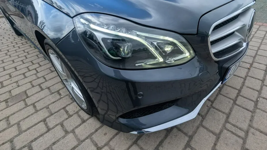 MERCEDES-BENZ E Klasa -