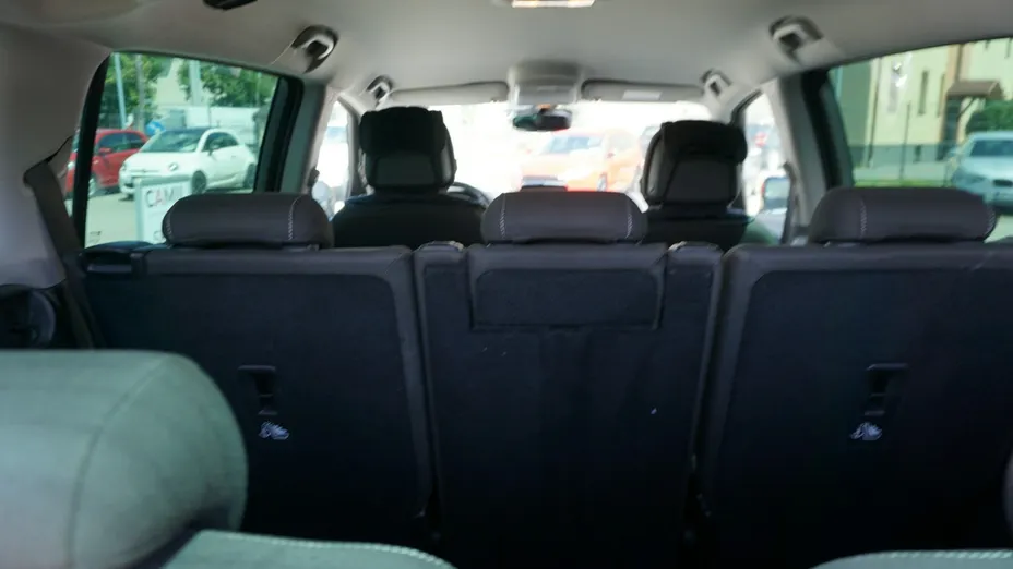 OPEL Zafira -