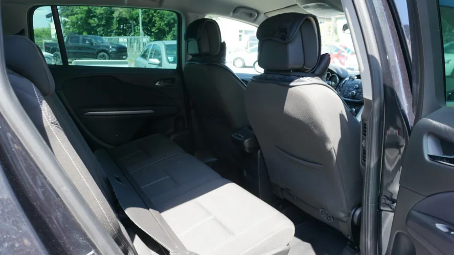 OPEL Zafira -
