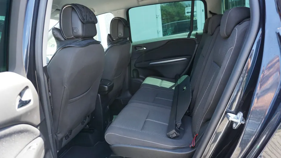 OPEL Zafira -