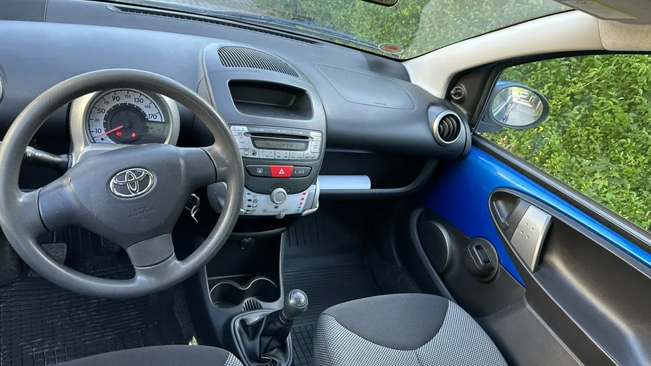 TOYOTA Aygo -