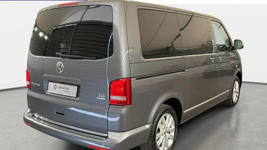 VOLKSWAGEN Multivan -