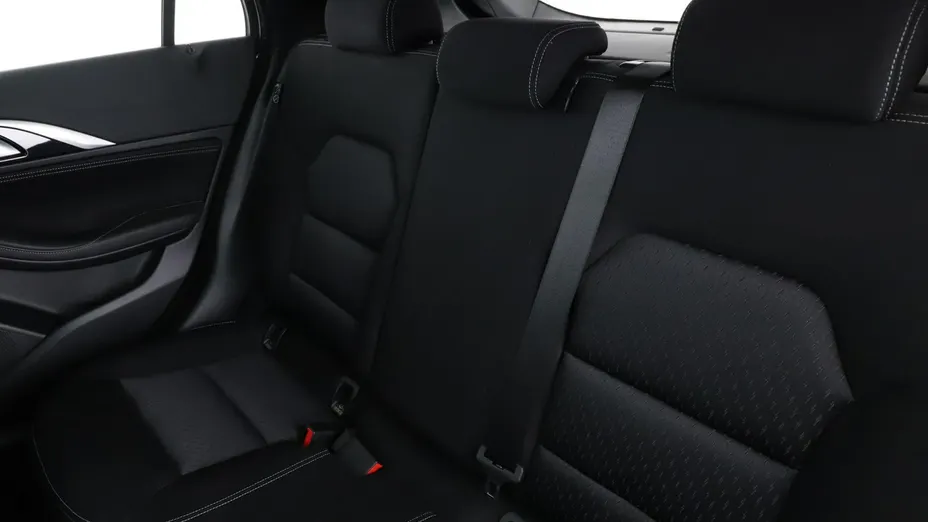 INFINITI QX30 -