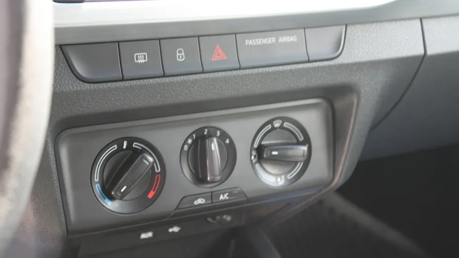 SKODA Fabia -