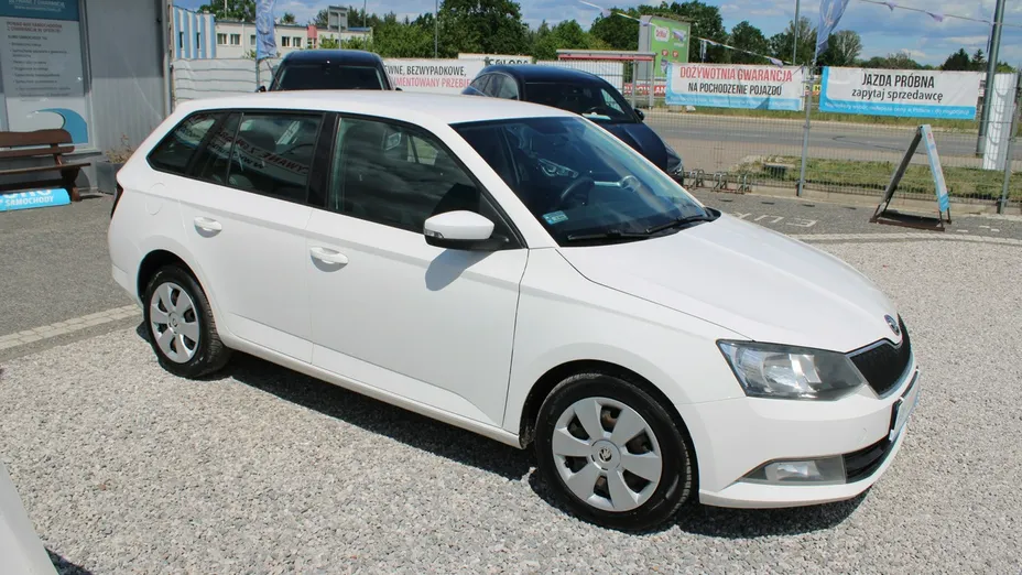 SKODA Fabia -