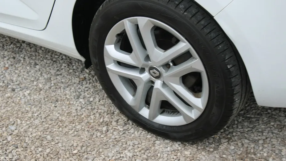 RENAULT Megane -