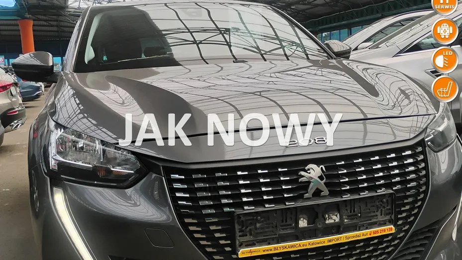 PEUGEOT 208 -