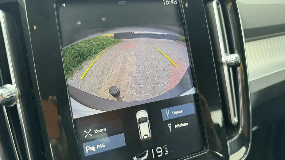 VOLVO XC40 -