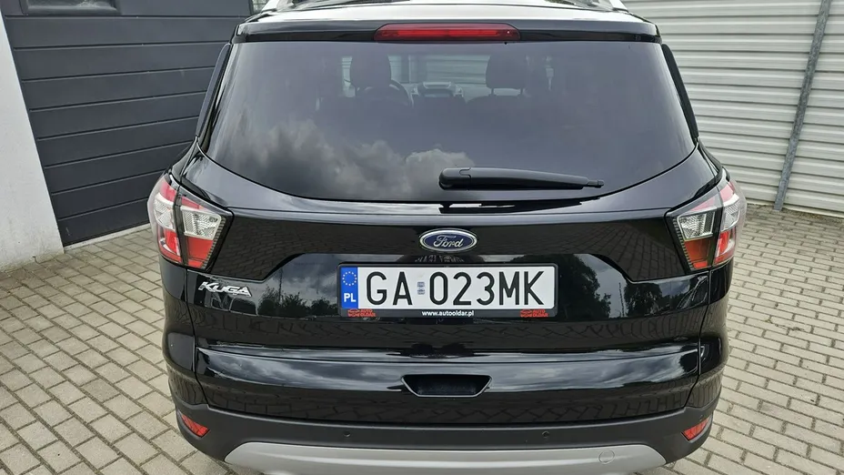 FORD Kuga -
