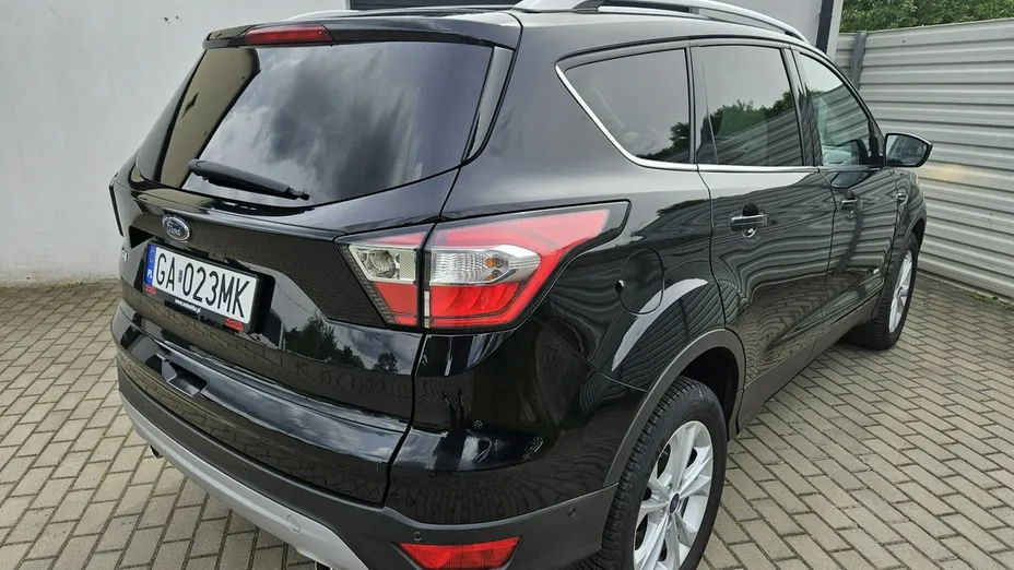 FORD Kuga -