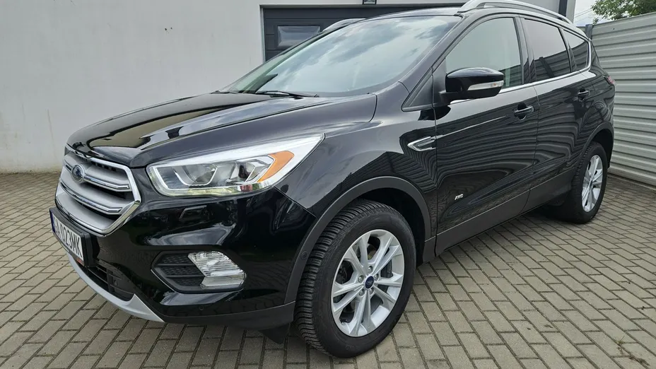 FORD Kuga -