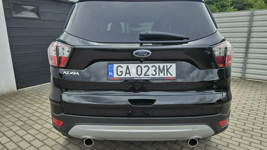 FORD Kuga -