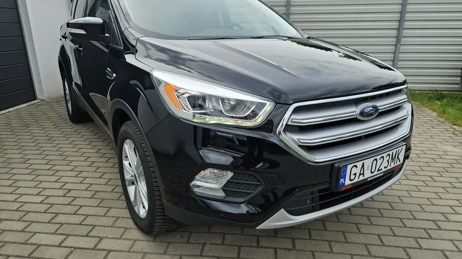 FORD Kuga -