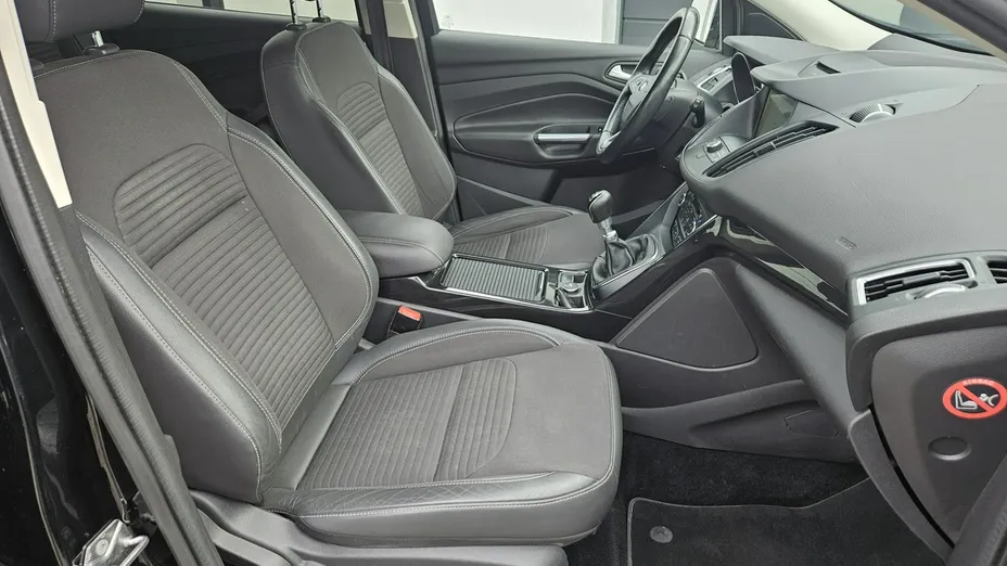 FORD Kuga -
