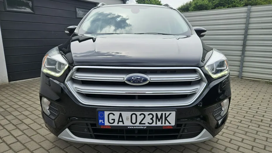 FORD Kuga -
