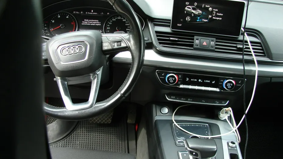 AUDI Q5 -