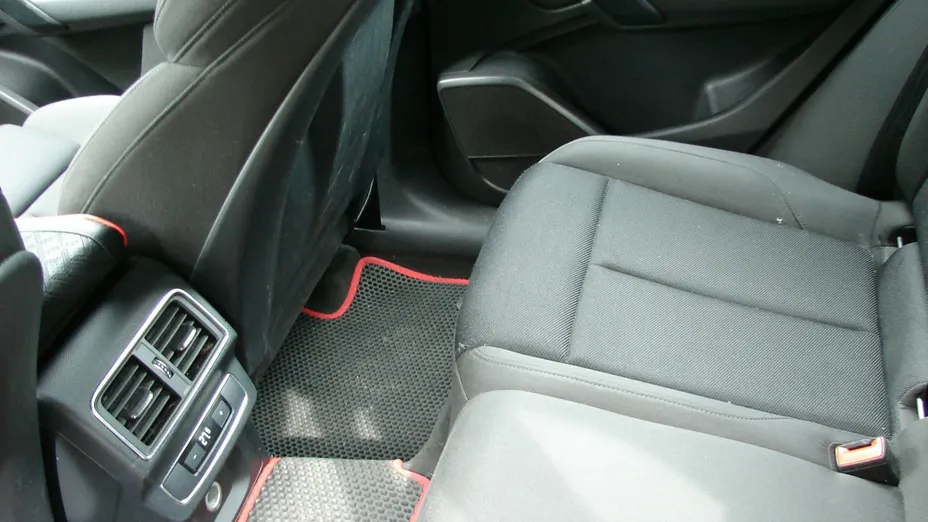 AUDI Q5 -