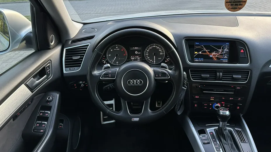 AUDI SQ5 -