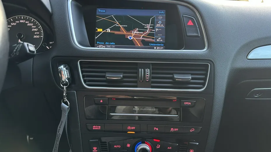 AUDI SQ5 -