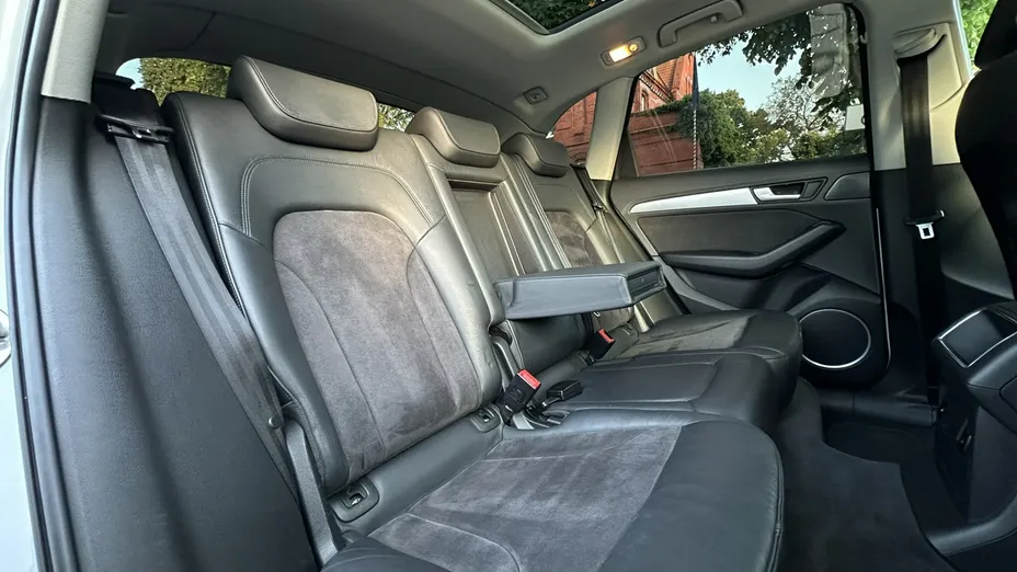 AUDI SQ5 -