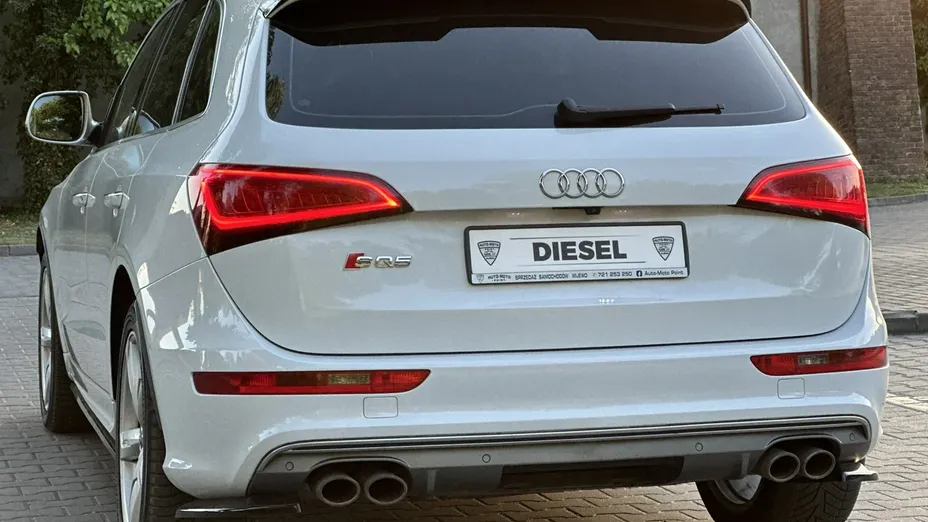 AUDI SQ5 -