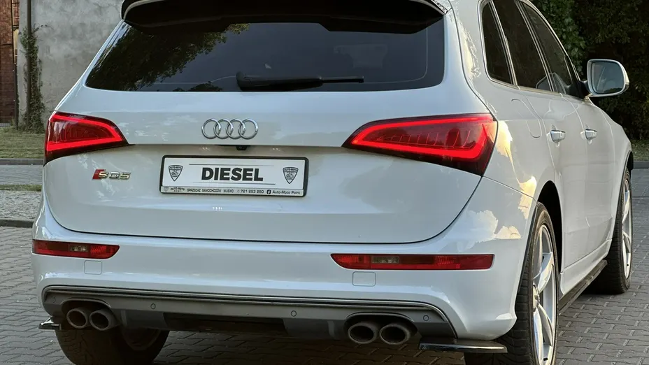 AUDI SQ5 -
