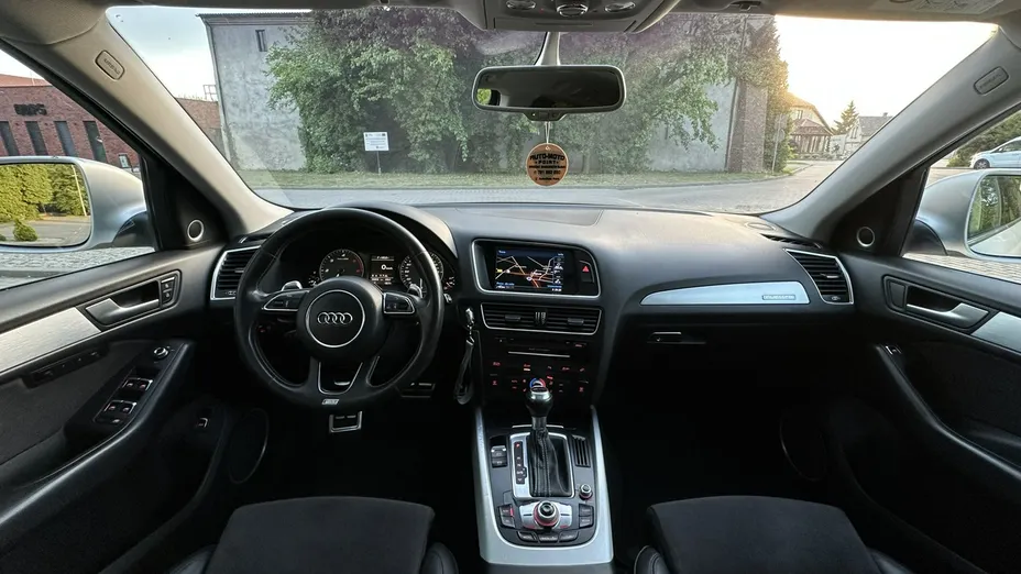 AUDI SQ5 -