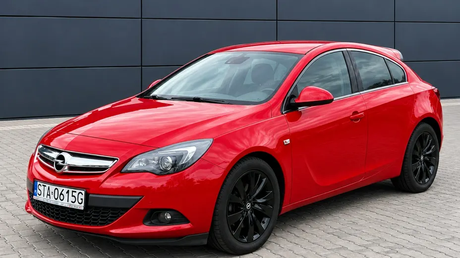 OPEL Astra -
