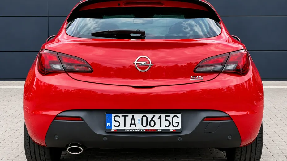OPEL Astra -