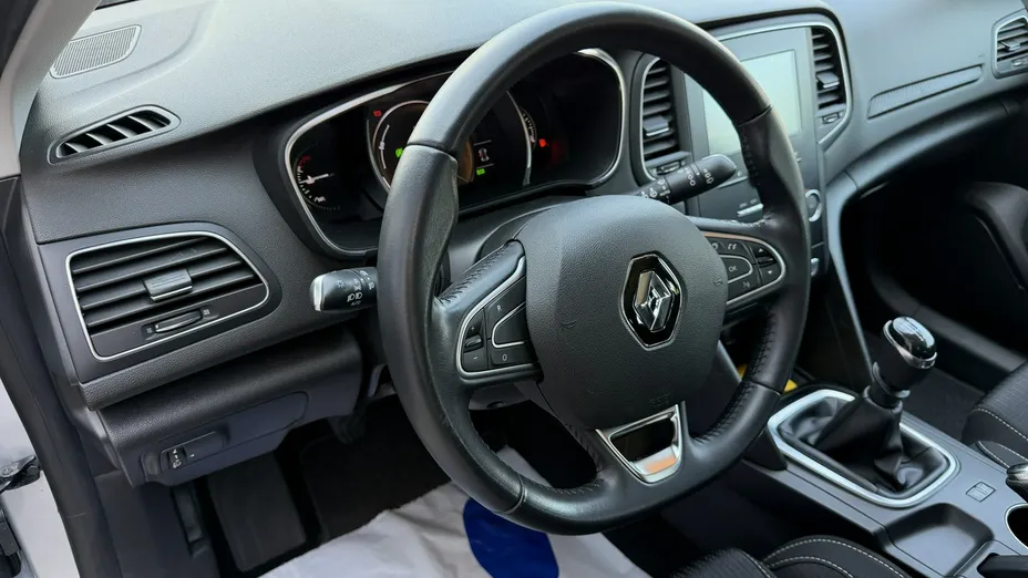 RENAULT Megane -