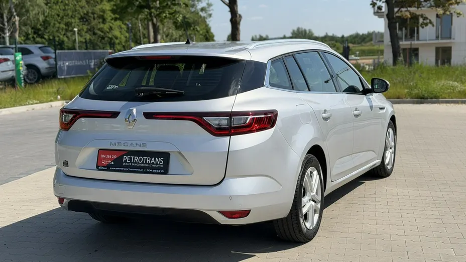 RENAULT Megane -