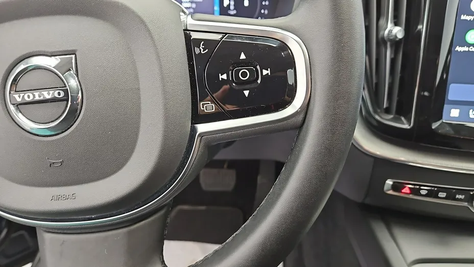 VOLVO XC60 -