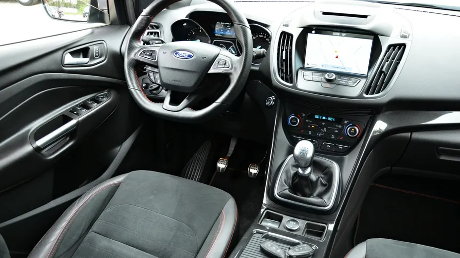 FORD Kuga -