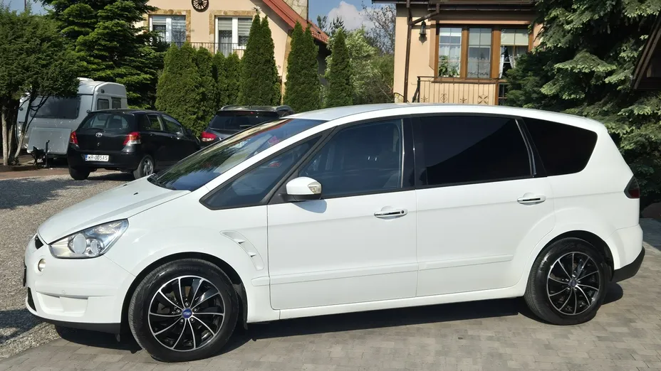 FORD S-MAX -