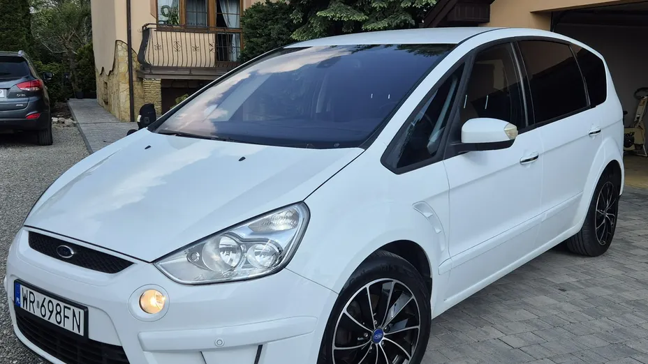 FORD S-MAX -