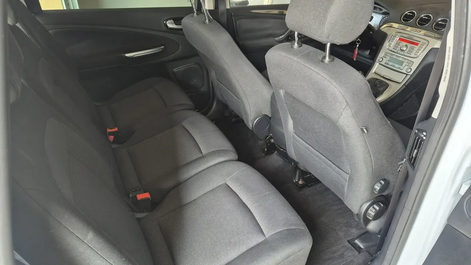 FORD S-MAX -
