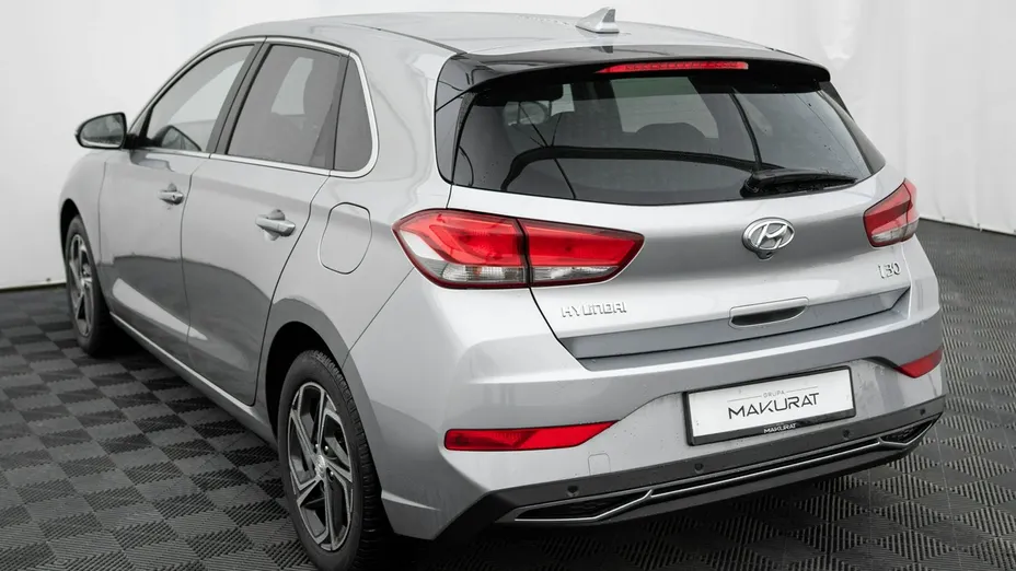 HYUNDAI i30 -