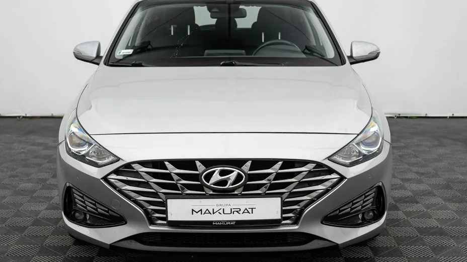 HYUNDAI i30 -