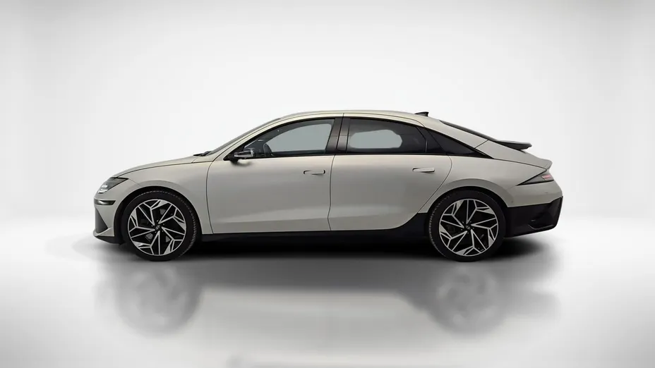 HYUNDAI Ioniq 6 -