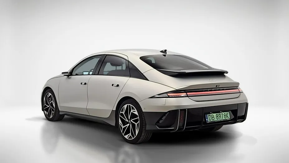 HYUNDAI Ioniq 6 -