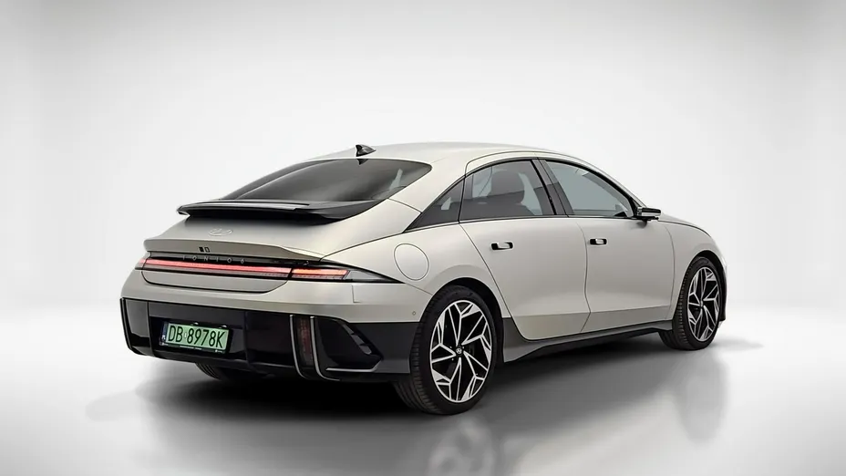 HYUNDAI Ioniq 6 -