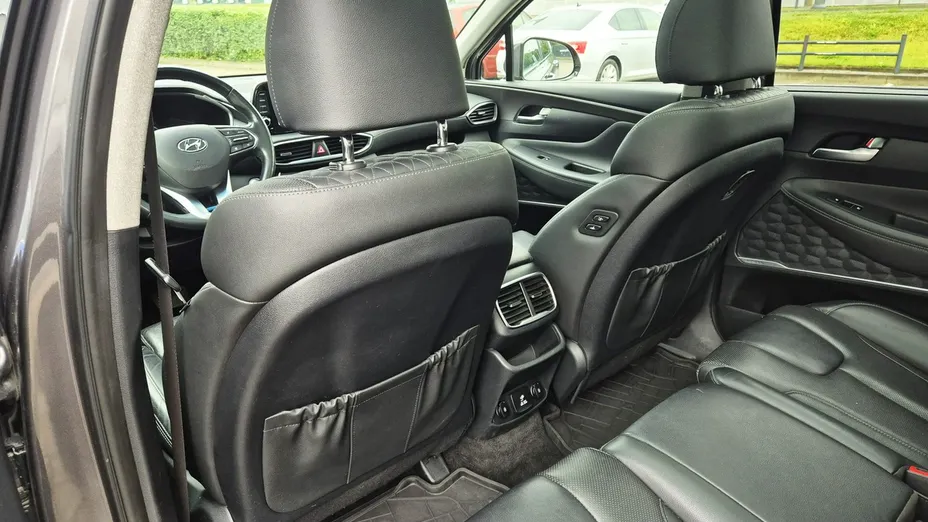 HYUNDAI Santa Fe -