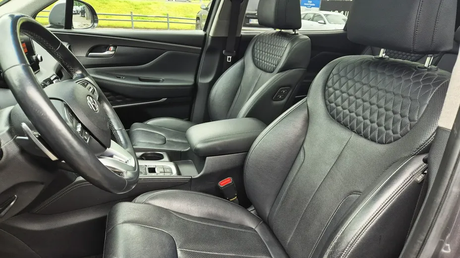 HYUNDAI Santa Fe -