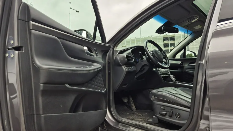 HYUNDAI Santa Fe -
