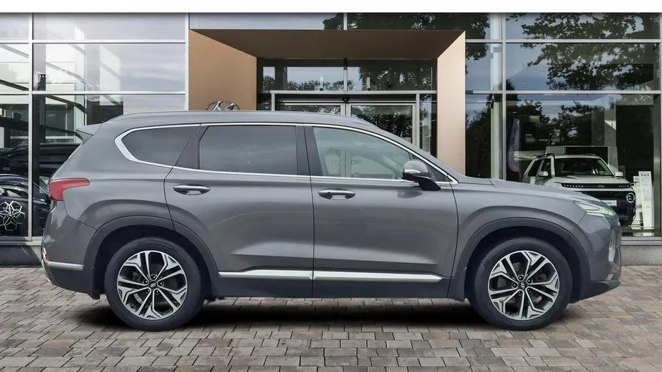 HYUNDAI Santa Fe -