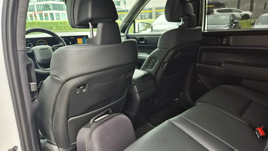 HYUNDAI Santa Fe -
