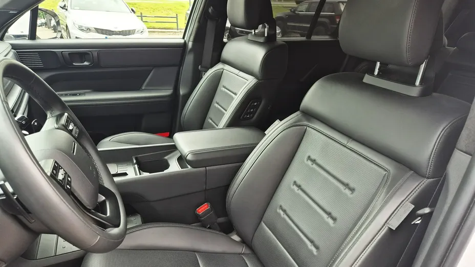 HYUNDAI Santa Fe -